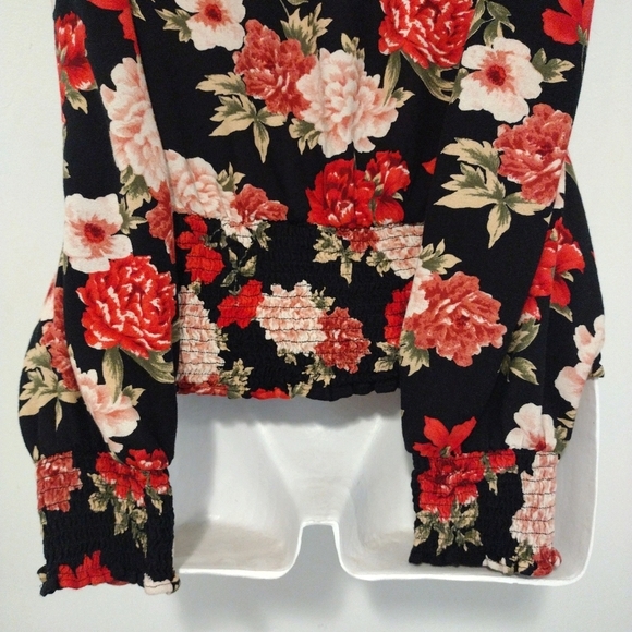 AEO - Floral Long Sleeves Smocked Button Down Blouse - Picture 10 of 13